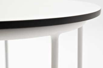 "Эквадор" журнальный стол из HPL круглый Ø40 H55, каркас из стали белый, цвет столешницы "молочный"